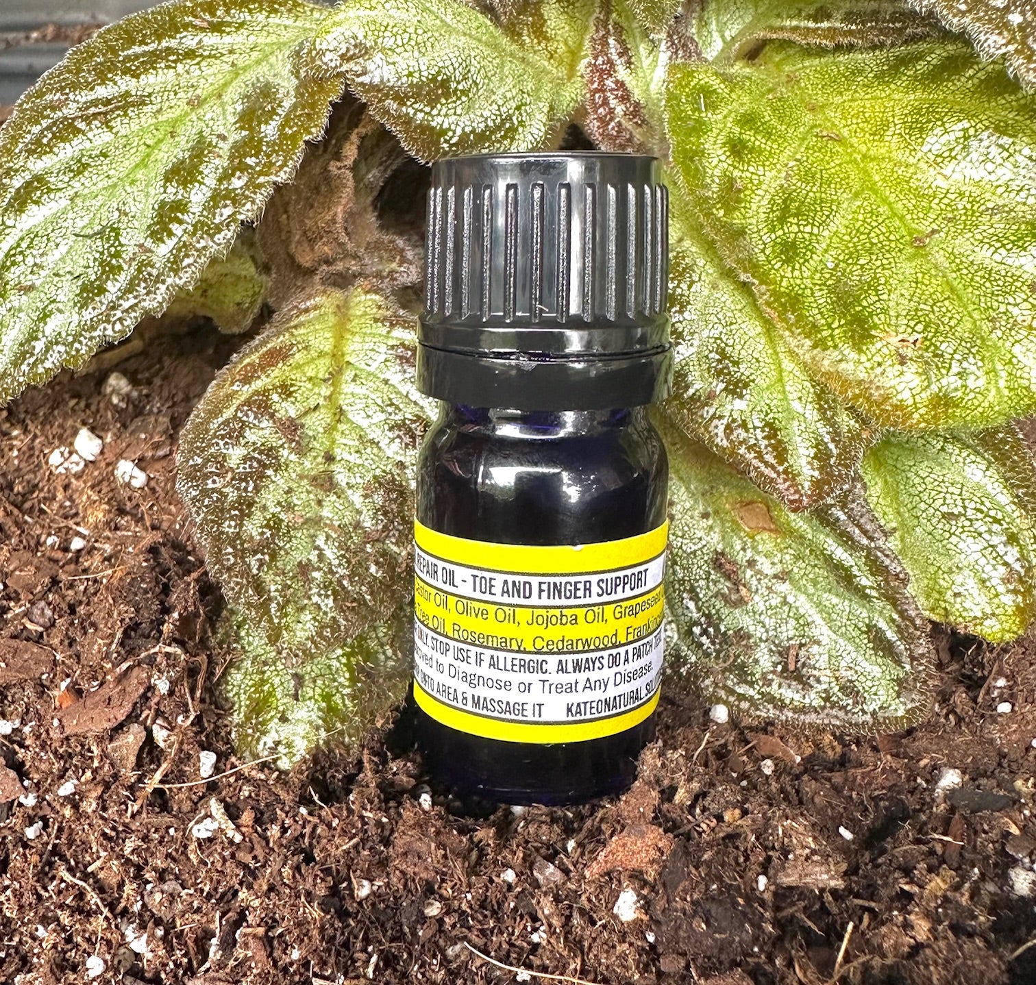 Nail Repair Oil - Toes and Fingers Support image 1